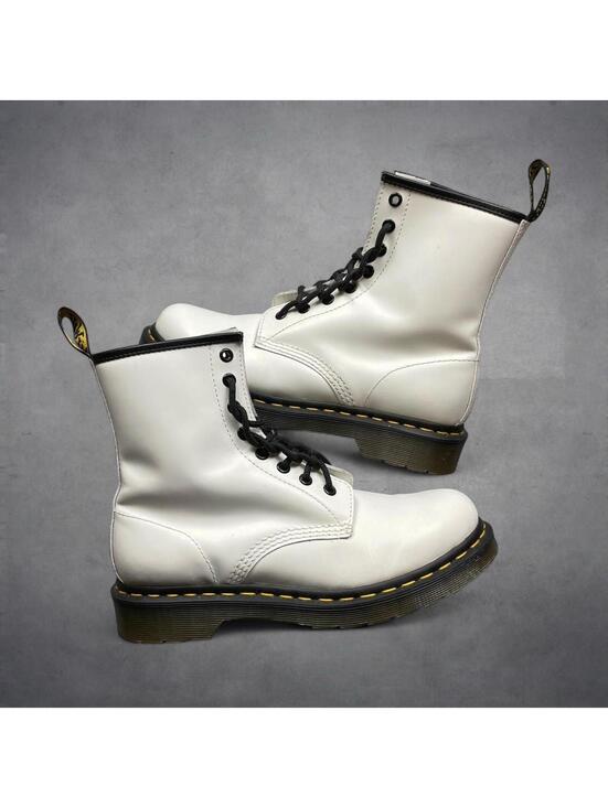 Dr. Martens Other - Dr. Martens 1460 Men's Size 8 Smooth White Leather 8-Eye Lace Up Boots Grunge